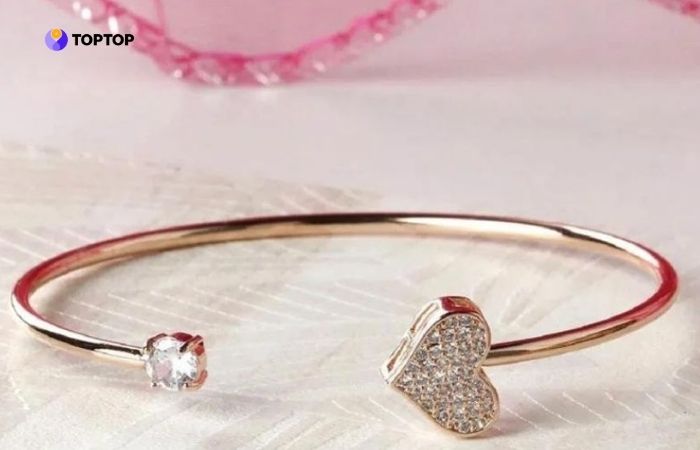 Vàng hồng 14K thường được ứng dụng trong ngành chế tác trang sức cao cấp